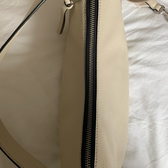 Marc Jacobs Leather Bag - Picture 15 of 15